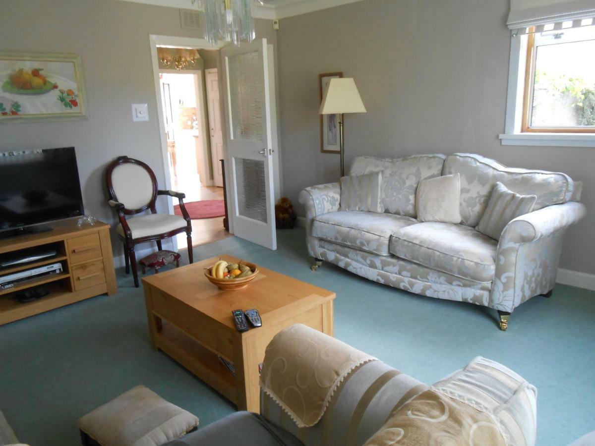 Rose Villa Bed And Breakfast Forfar Exterior foto