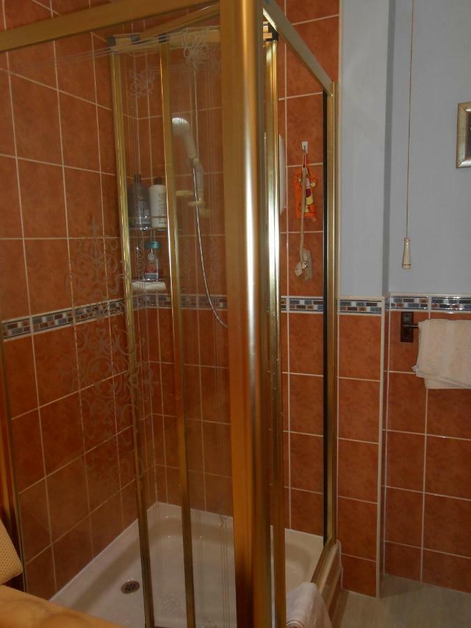 Rose Villa Bed And Breakfast Forfar Exterior foto